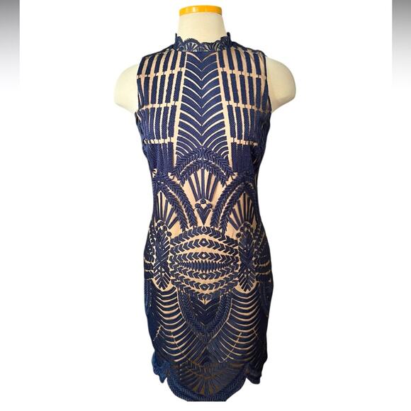 Bardot Alice Lace Body-Con Dress Size Medium - Picture 2 of 11